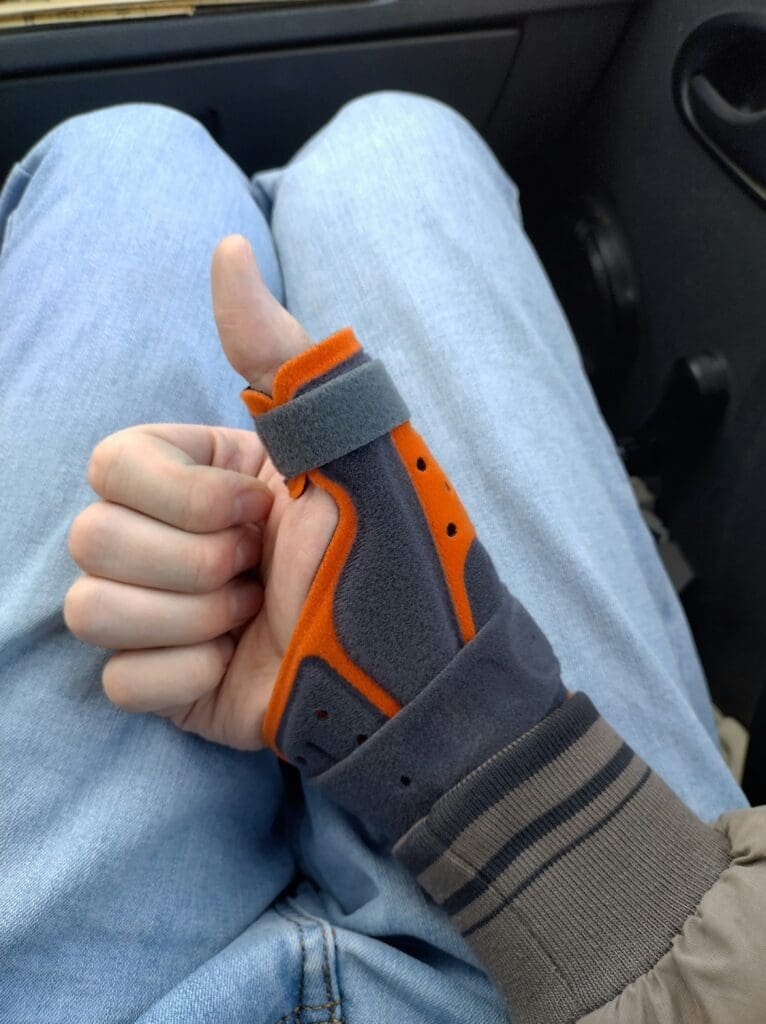 School sports injuries 